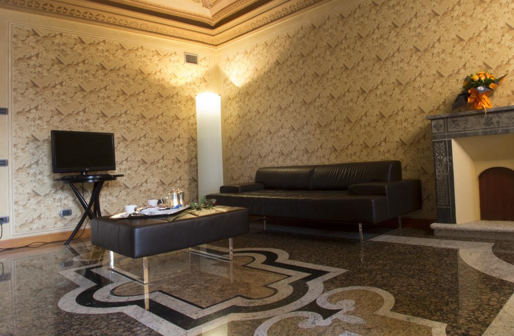 אורטה סאן ג'יוליו Hotel San Rocco מראה חיצוני תמונה